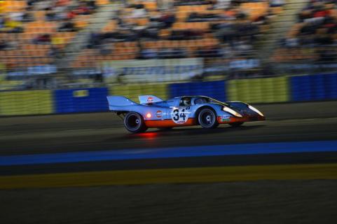 Porsche 917 bei Nacht