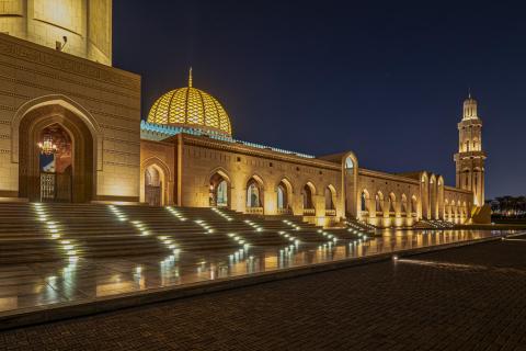 Große Sultan-Qabus-Moschee II