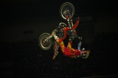 JUMP