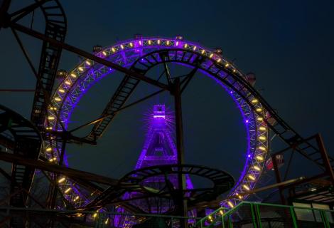 Riesenrad bei Nacht