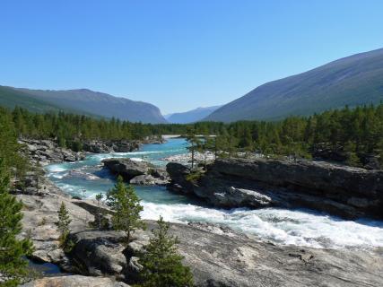 Wilde Flusslandschaft in Norwegen