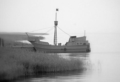 Kogge im Nebel