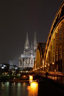 Kölner Dom bei Nacht