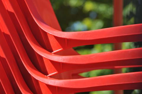 Plastikstühle