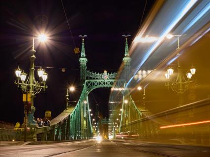 night tram