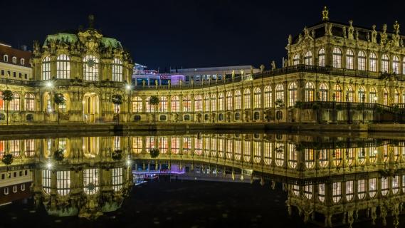 Dresdner Zwinger Brunnenspiegelung