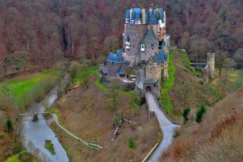 Burg Eltz im Winterschlaf