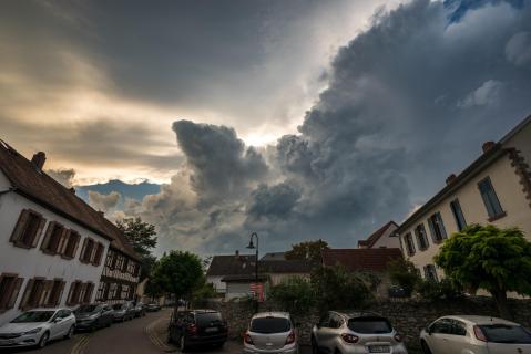 Gewitter über dem Ort - Thunderstorms over the town