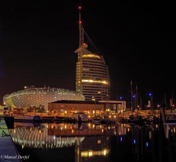 Bremerhaven bei Nacht