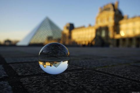 Lensball_Louvre