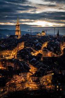 Altstadt von Bern in der Dämmerung