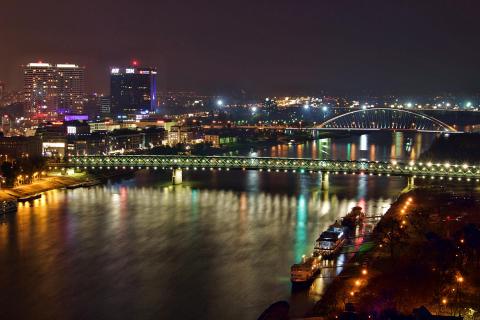 Beautiful Nightlights of Bratislava (3)