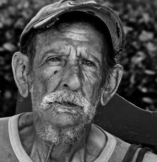 Alter Mann in Cienfuegos