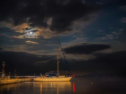 Nachts in der Marina