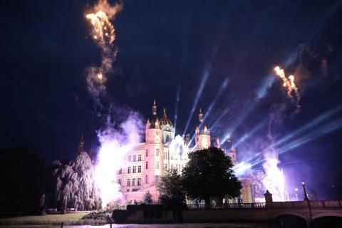 Lichtspiele am Schweriner Schloss