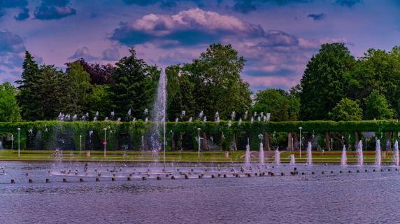 Park bei der Jahrhunderthalle in Breslau