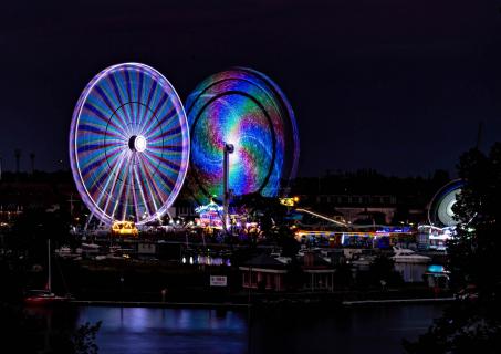 Volksfest in Stettin Riesenrad bei Nacht