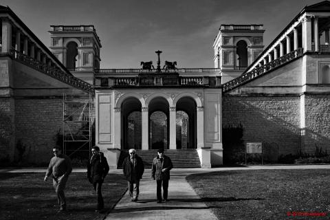 Belvedere Front auf dem Pfingstberg_B_SW