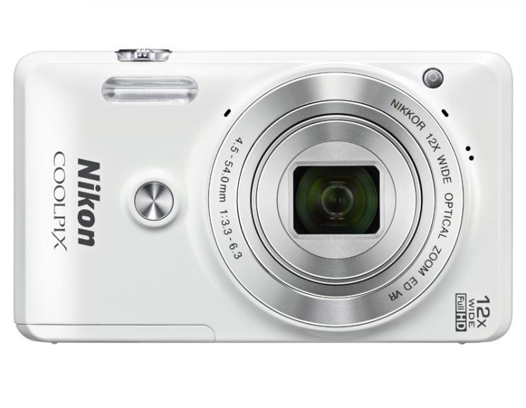 Nikon Coolpix S6900