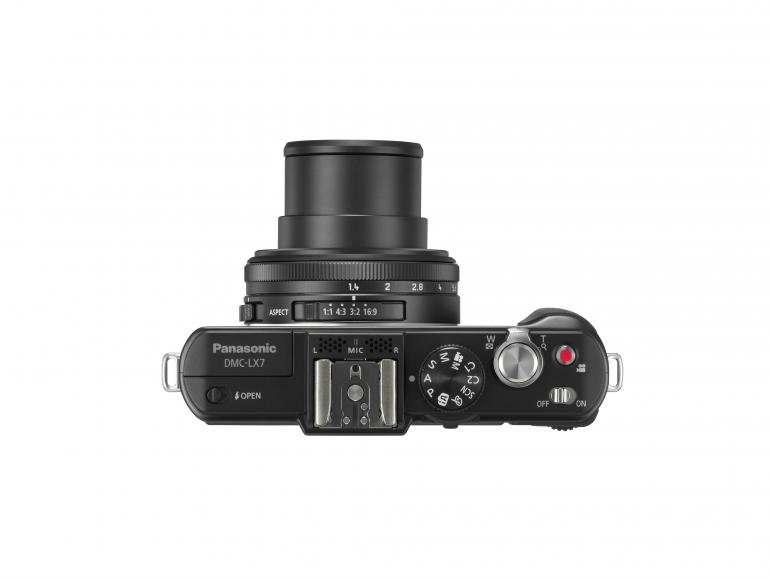 Panasonic Lumix LX7 / Top On