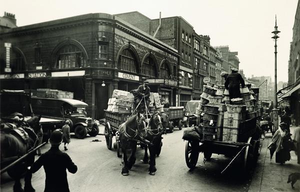 GEORGE DAVISON REED. Long Acre, Covent Garden, c. 1930.