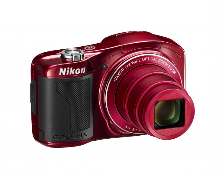 Nikon Coolpix L610 / Side