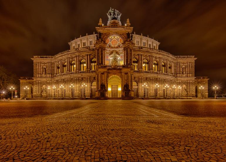 Platz 1: Leuchtende Oper 