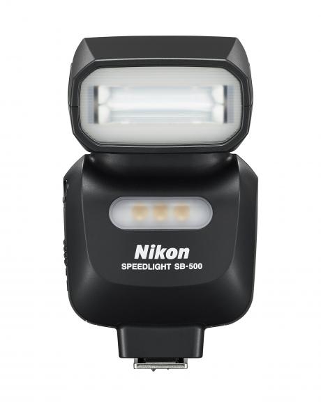 Nikon Blitz SB-500 mit LED-Dauerlicht 