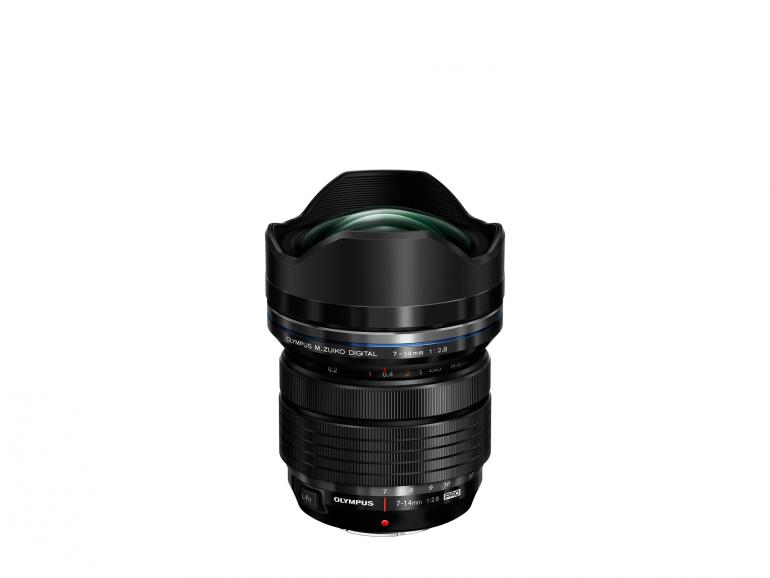 Das neue Ultraweitwinkelobjektiv M.Zuiko Digital ED 7-14 mm 1:2.8 Pro erlaubt einen Aufnahmeabstand von 7,5cm und eine 0,12-fache Bildvergrößerung. 