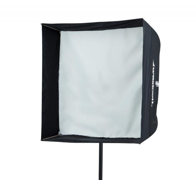 Die Westcott Medium Apollo Softbox ist fix aufspannt. Das weiße Diffusortuch lässt sich über einen Klettverschluss an die Softbox anbringen.