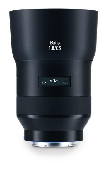 Mit dem Batis 85mm bietet Zeiss ein edles Systemkamera-Objektiv für Sonys E-Mount an. Es
verfügt neben einer hohen Lichtstärke über eine interessante Neuerung: eine digitale Fokusskala.