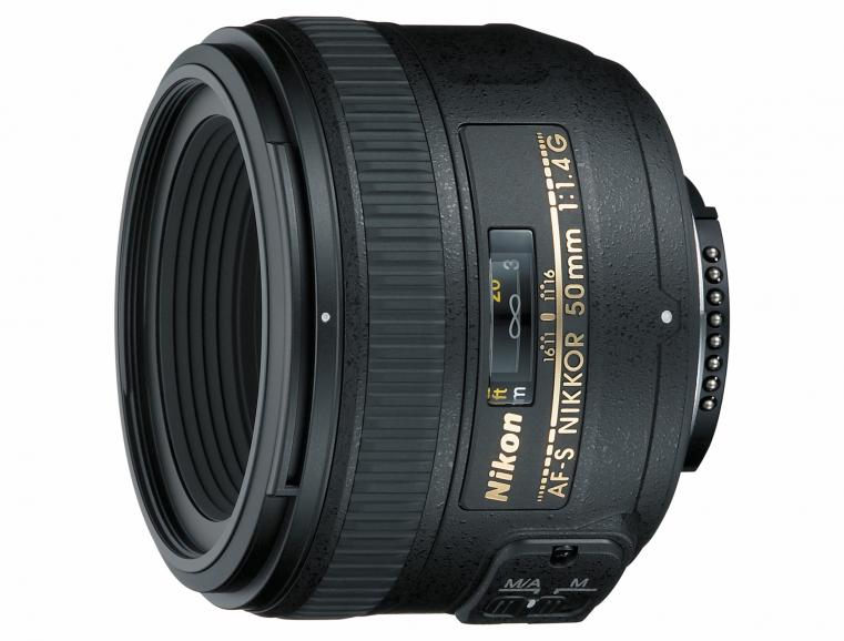 Das Nikon AF-S Nikkor 50mm 1:1,4 G ist ein Klassiker von Nikon und außerordentlich Lichtstark bei einem vergleichsweise günstigen Preis.