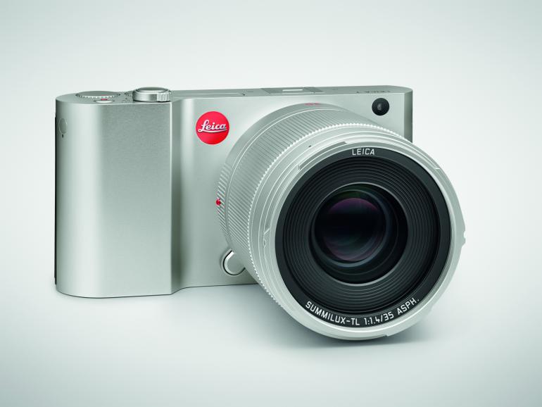 Für die Leica T gibt es das neue Firmware-Update 1.4 und eine Erweiterung des Objektiv-Portfolios