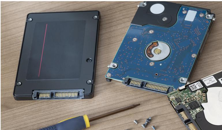 Der Unterschied zwischen Festplatten und SSDS