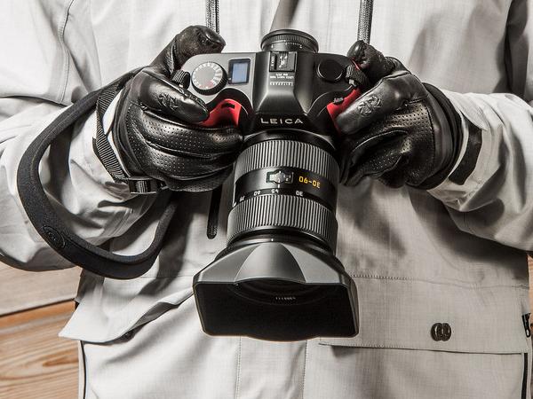 Die COOPH Handschuhe sollen Fotografen-Finger diesen Winter richtig warmhalten.