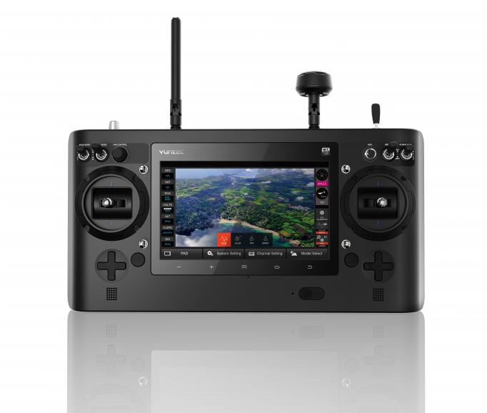 Die Yuneec ST16 Bodenstation steuert alle Einstellungen des Kopters und der Kamera.