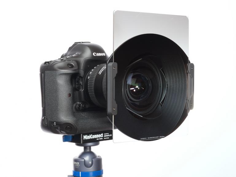 Ganz schön breit: Filterhalter für das Canon EF 11-24 mm
