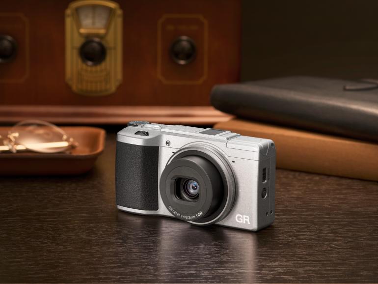 Die GR II Silver Edition von Ricoh ist auf 3200 Exemplare weltweit beschränkt.