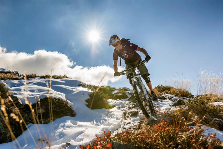 Wenn ein Mountainbiker selbst zur Kamera greift...