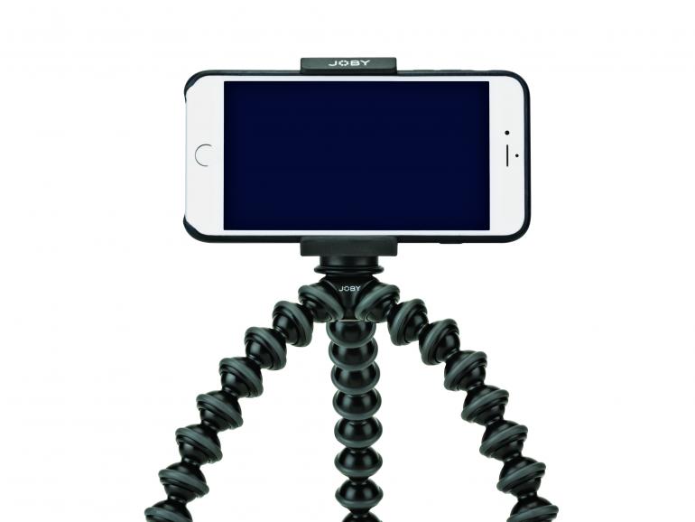 Den knuffigen GorillaPod gibt es jetzt auch mit Smartphonehalterung.