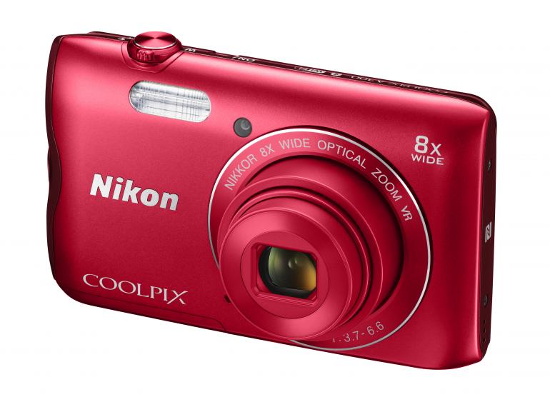 Viermal vernetzt: Neue Coolpix-Modelle von Nikon