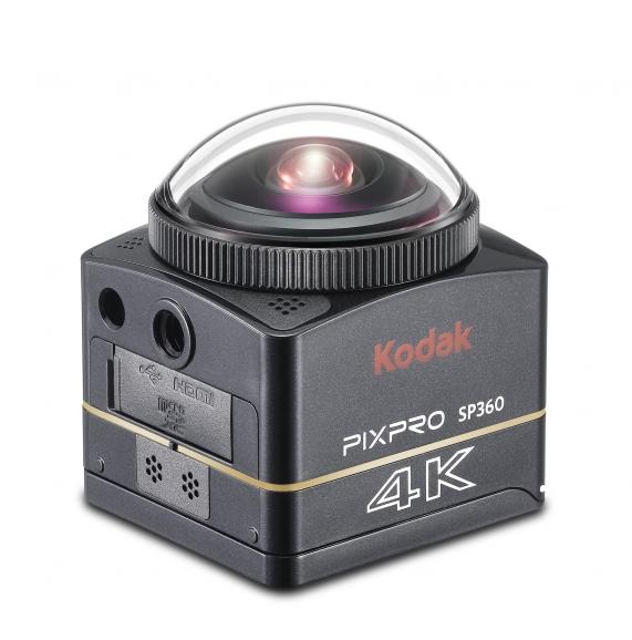 Micro-USB, Micro-HDMI und Micro-SD-Karten können mit der Kodak verbunden werden. Hilfreich ist außerdem das 1/4-Zoll-Gewinde für Stative.
