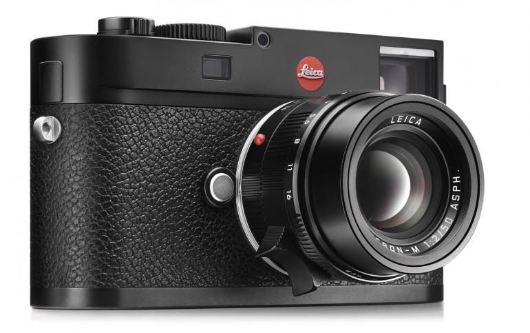 Einladung zur Langsamkeit: Die Leica M (Typ 262) ist eine Kamera für Fotografen mit Zeit und Geduld. Belichtet wird ohne Autofokus und LiveView – dafür mit klassischem Messsucher. Wie zu Zeiten der Fotoikone Henri Cartier-Bressons. Das in Lederoptik gehüllte Metallgehäuse ist außerdem sehr wertig und langlebig verarbeitet. 