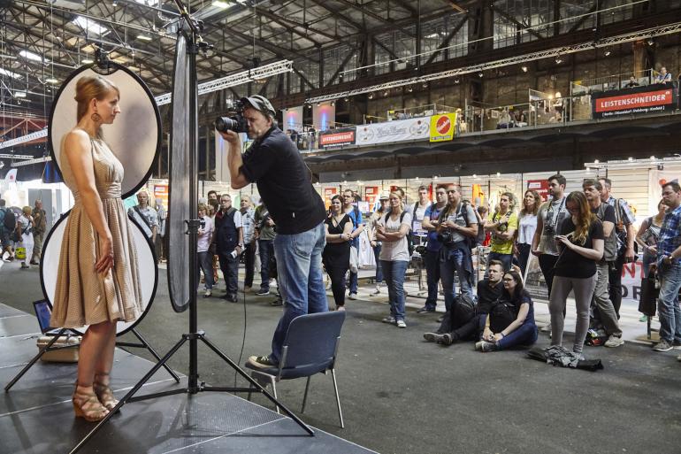 Live-Shootings werden in diesem Jahr von Robert Maschke, Gary Fong und Jochen Kohl veranstaltet.