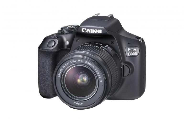 Die EOS 1300D markiert den Eintritt in Canons DSLR-Welt. Der Preis liegt bei niedrigen 345 Euro.