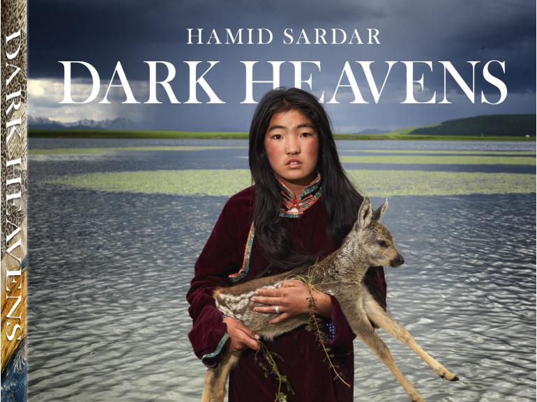 Bildband "Dark Heavens" mit abenteuerlichen Reisefotos aus der Mongolei