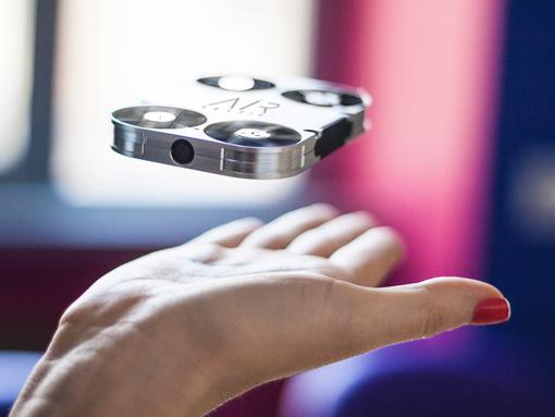 Blick auf Kickstarter: Mini-Drohne für Selfies