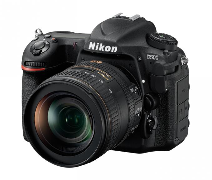 Nikon D500