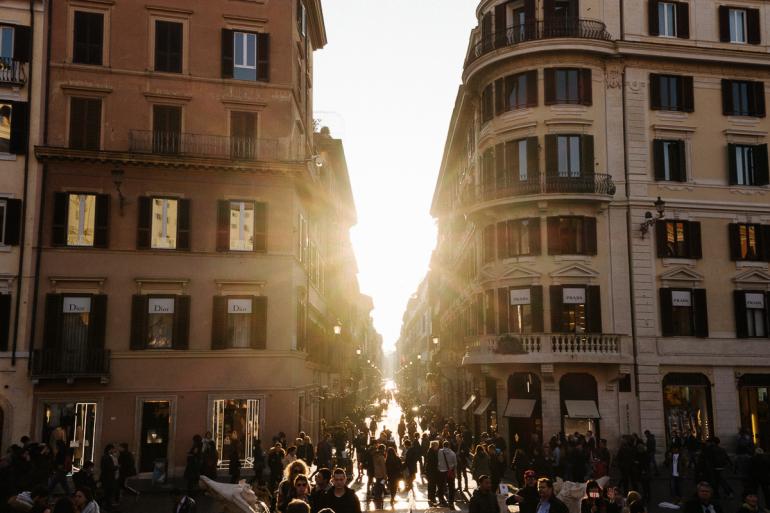 Reisefotografie mit einem Objektiv: Sallyhateswing in Rom