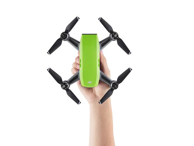 Eine Handvoll Drohne: DJI Spark